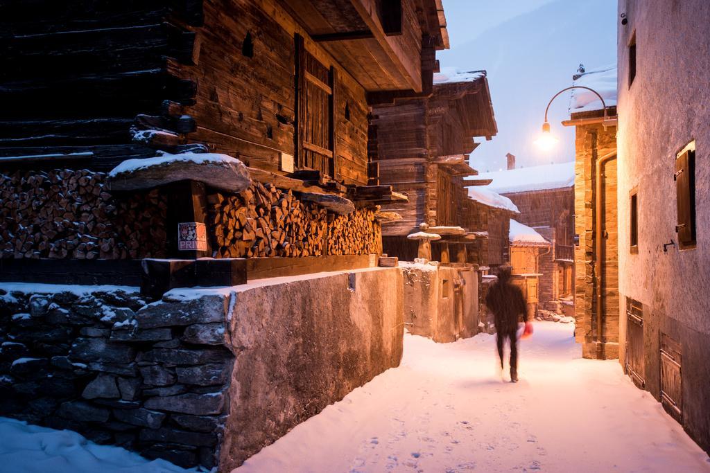 Le Petit Charme-Inn Zermatt Exterior foto